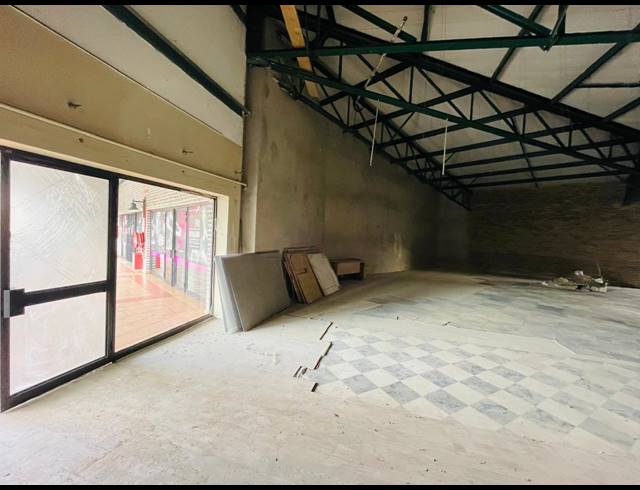 250M² RETAIL TO LET IN KYALAMI